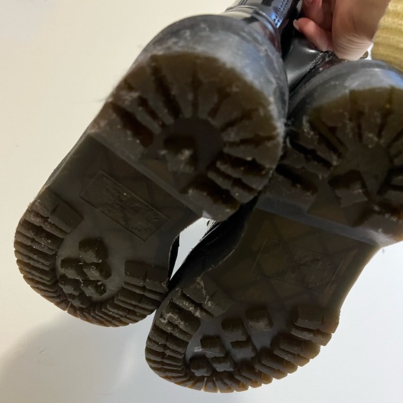 COPY - DR. MARTENS Jadon Womens Platform Boots - Picture 4 of 8